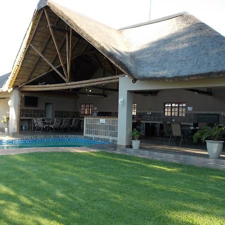 Lavender Lodge Vryburg المظهر الخارجي الصورة