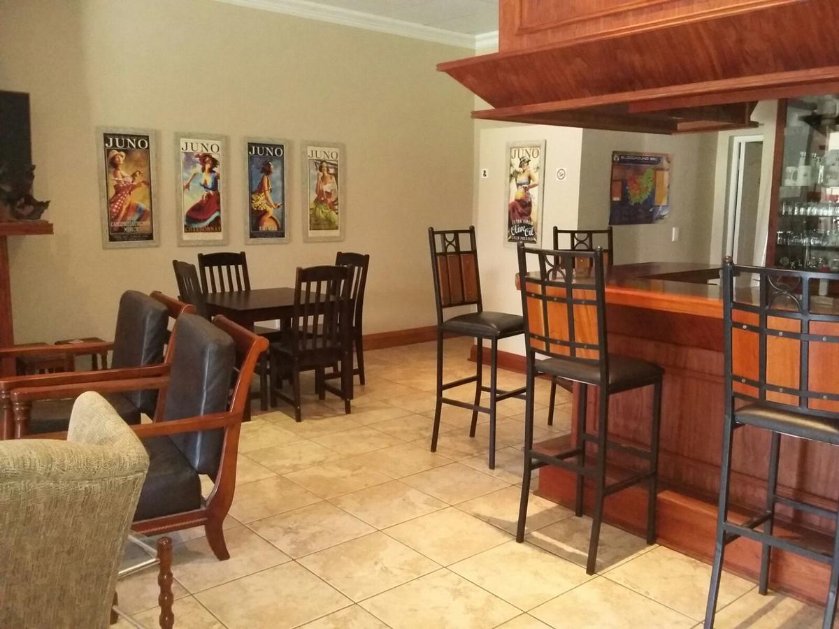 Lavender Lodge Vryburg المظهر الخارجي الصورة